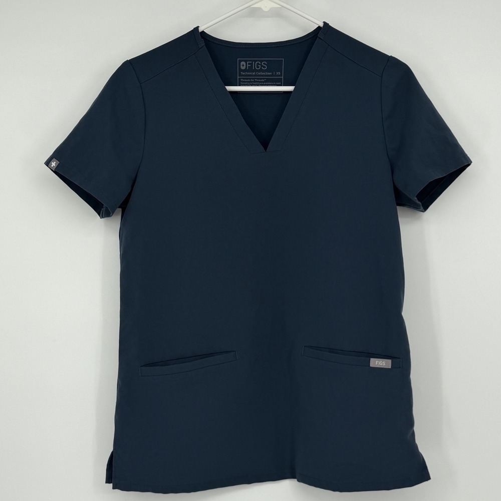 FIGS Casma Three-Pocket Scrub Top Navy Blue XS Technical Collection Medical